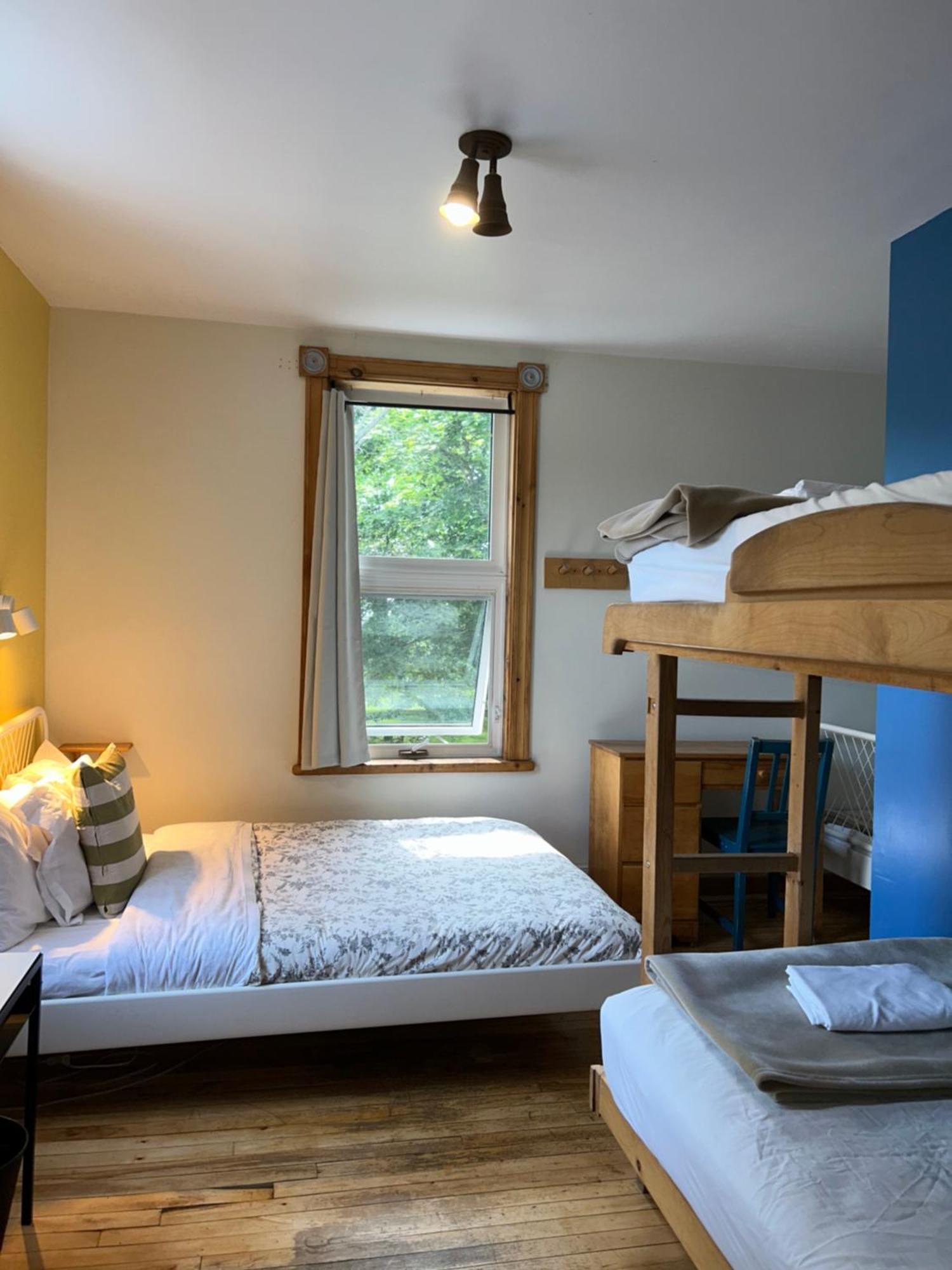 Hi-auberge Internationale De Rivière-du-loup Rivière-du-Loup